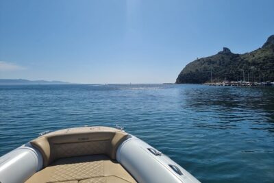 Cagliari Boat Tour 4 Stops .Possible Sighting of Dolphins - Meeting at Via Calata della Fiera: first steps and settling in