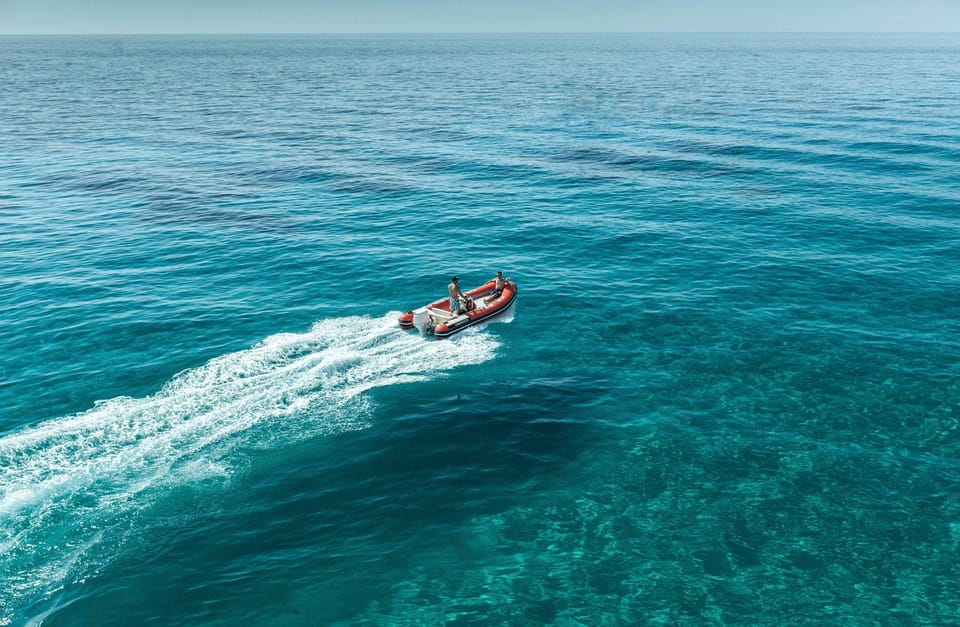 Cagliari: Devil's Saddle Boat Tour with Spritz and Chips - Speedboat legs: the 35-minute run and why it’s worth it