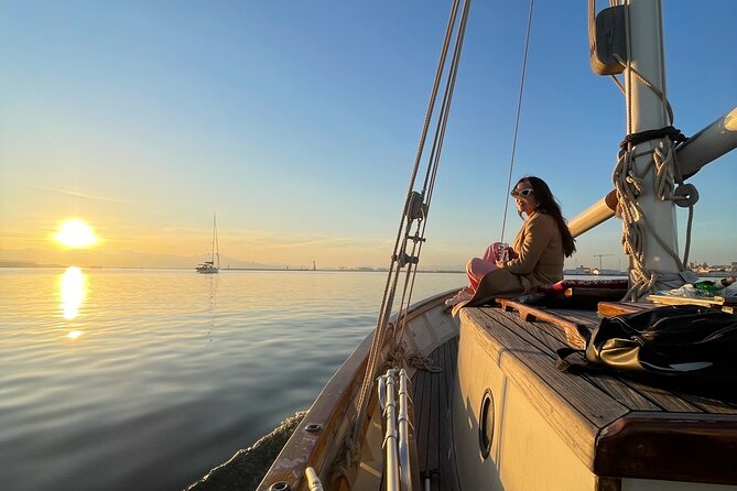 Cagliari Gulf Boat tour : 5 stops, snorkeling & local aperitif - The 3.5-hour route: Cala Bernat to Poetto without wasting your time