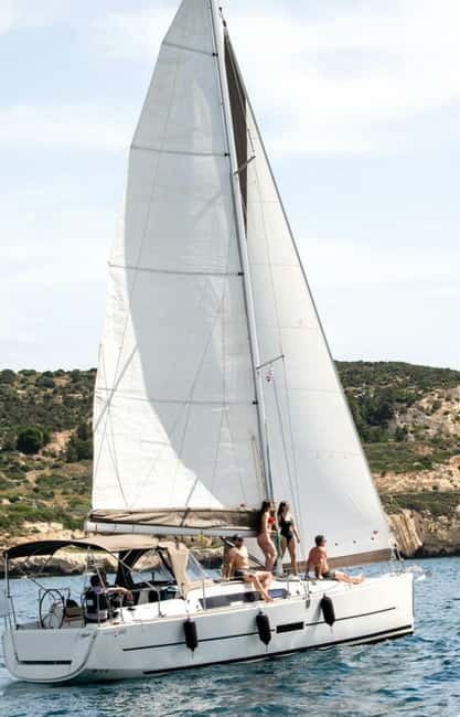 Cagliari: Sailing Tour with 4 Stops, Snorkeling and Prosecco - What onboard comfort actually includes (and what it changes for you)