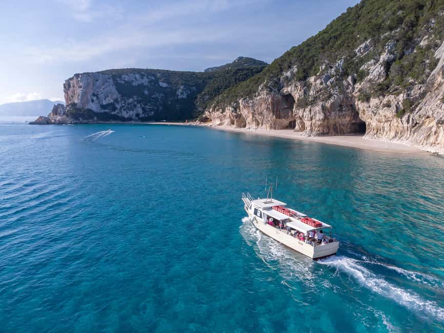 Cala Gonone: Grotta Bue Marino & Cala Luna Beach Boat Tour - Getting There From Cala Gonone: Boats, Drop-Offs, and Smooth Returns