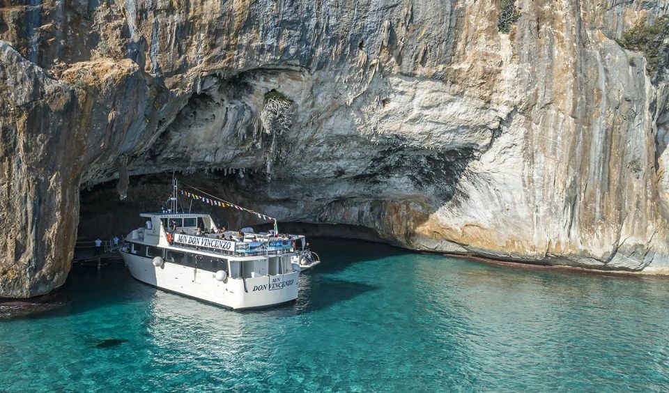 Cala Gonone: Grotta del Bue Marino and Cala Luna Boat Tour - Key things I’d block time for