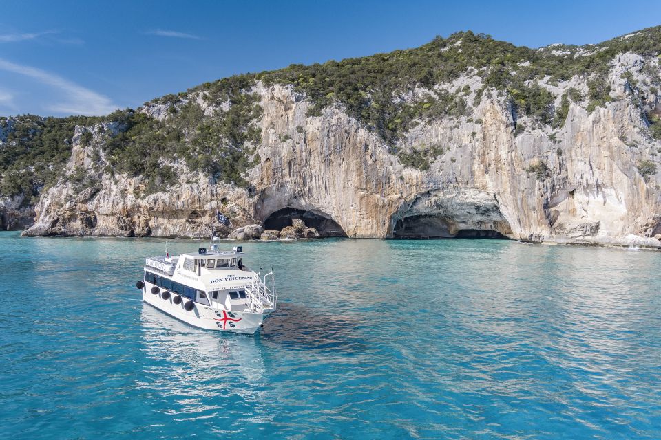 Cala Gonone: Grotta del Bue Marino and Cala Luna Boat Tour - Grotta del Bue Marino: the guided cave route is the star
