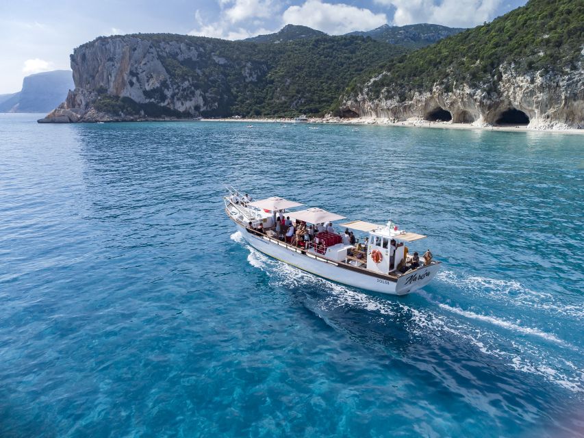 Cala Gonone: Guided Boat Tour to Cala Luna Beach - Summer timing (01/06–30/09): the 3-hour beach limit and how to pick your departure