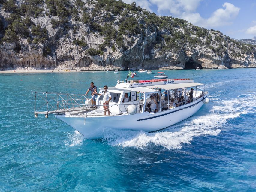 Cala Gonone: Gulf of Orosei Cruise with Food and Swimming - Sardinian food and wine on board: what’s real value