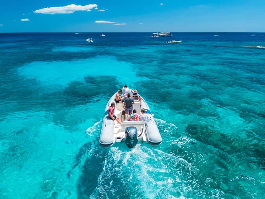 Cala Gonone: Gulf of Orosei Dinghy Cruise with Swim Stops - The 7-hour flow: what your day looks like