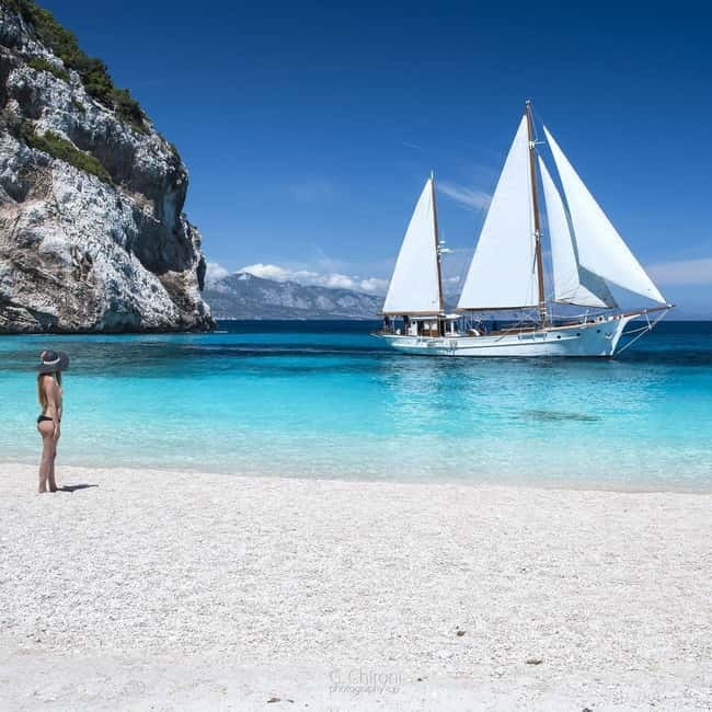 Cala Gonone: Gulf of Orosei Tour with a Vintage Sailing boat - Price and Value: What You’re Really Paying For
