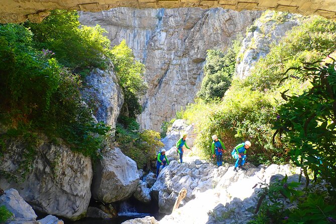 Canyoning "Family-Fun" - family friendly Canyoningtour - Safety you can feel: small groups and guide-led confidence