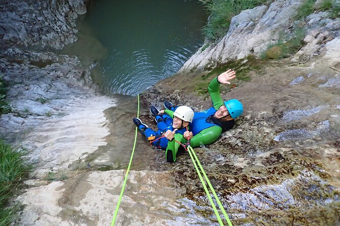 Canyoning "Gumpenfever" - beginner Canyoningtour for everyone - Climb, slide, swim, jump: the down-canyon sequence