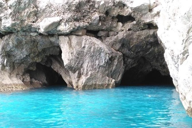 Capri Boat Tour from Sorrento: Swim, Grottos & Light Lunch - The Sorrento-to-Capri cruise: views that set the tone