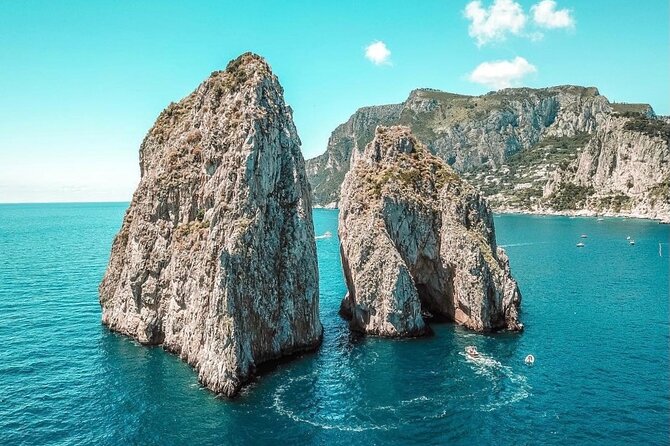 Capri excursion in a private boat - Capri by boat: why a private minicruise is worth it