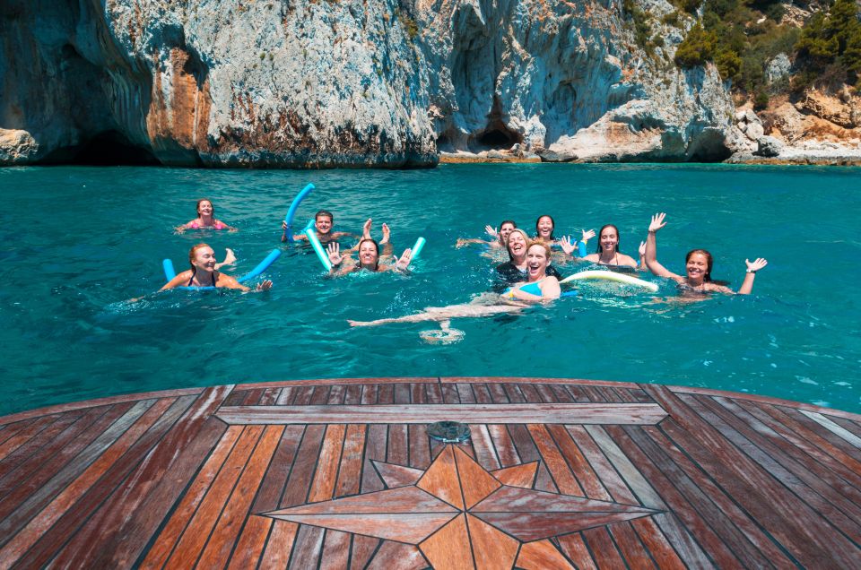 Capri: Full-Day Small Group Boat Tour - Grottos and Grotto Light: White, Green, and Blue From the Water