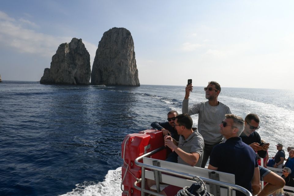 Capri: Guided Capri and Anacapri Experience - Anacapri’s Different Mood: Shops, Limoncello, and Mount Solaro Views