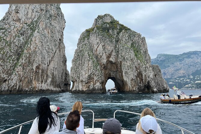 Capri in a Day All Inclusive Premium Boat Tour + City Visit - 4 hours on Capri from Porto Turistico: how to spend it well