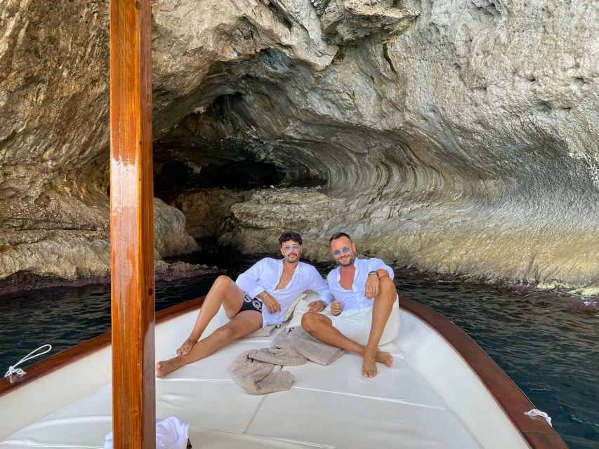 Capri: Island and Grottos Boat Cruise with Snacks and Drinks - Should You Book This Capri Island and Grottos Boat Cruise?