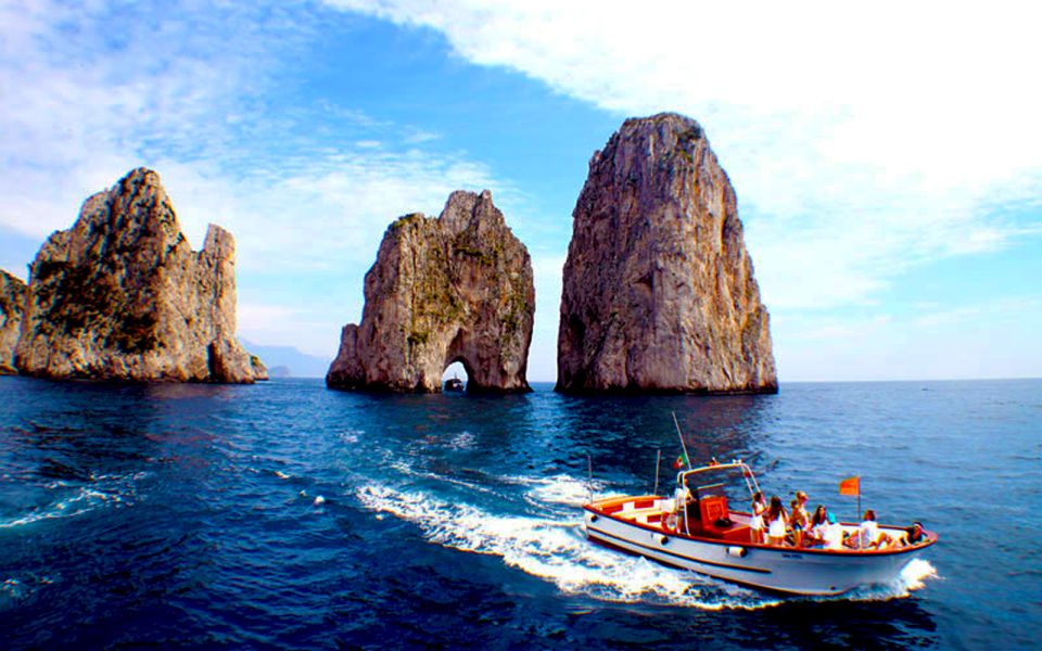 Capri: Island Boat Tour with Blue Grotto Stop - Your Capri Boat Trip in Plain Terms (What It Feels Like)