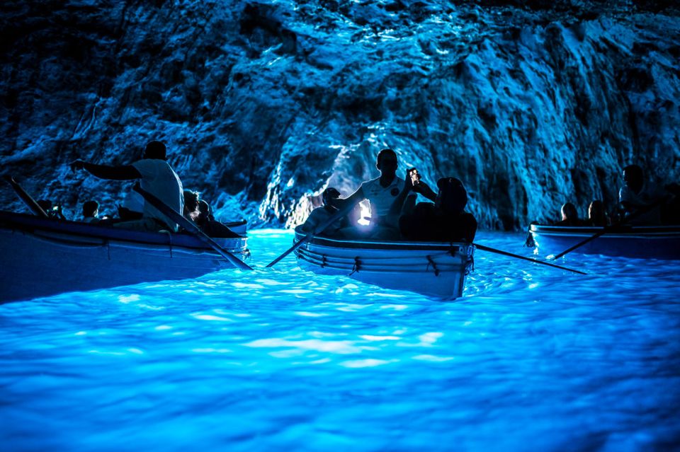 Capri: Island Boat Tour with Blue Grotto Stop - Starting Point: Dock Zero and Getting On the Right Boat
