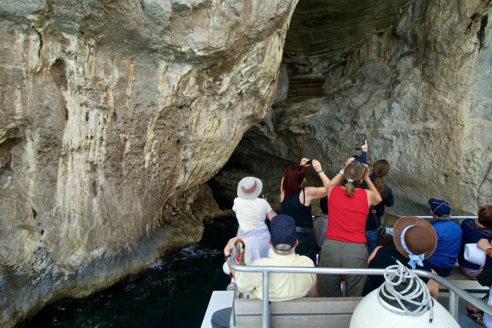 Capri: Island Sightseeing Tour with Blue Grotto Stop - Laser Capri: What This 1-Hour Boat Circuit Actually Covers