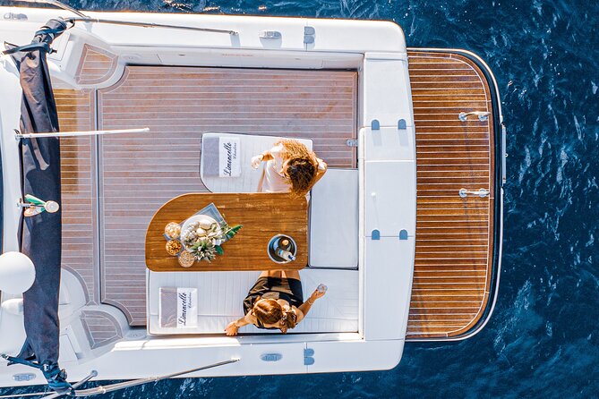 Capri Private Boat Tour with Limoncello tasting - Blue Grotto by boat: plan for the €18 entrance ticket