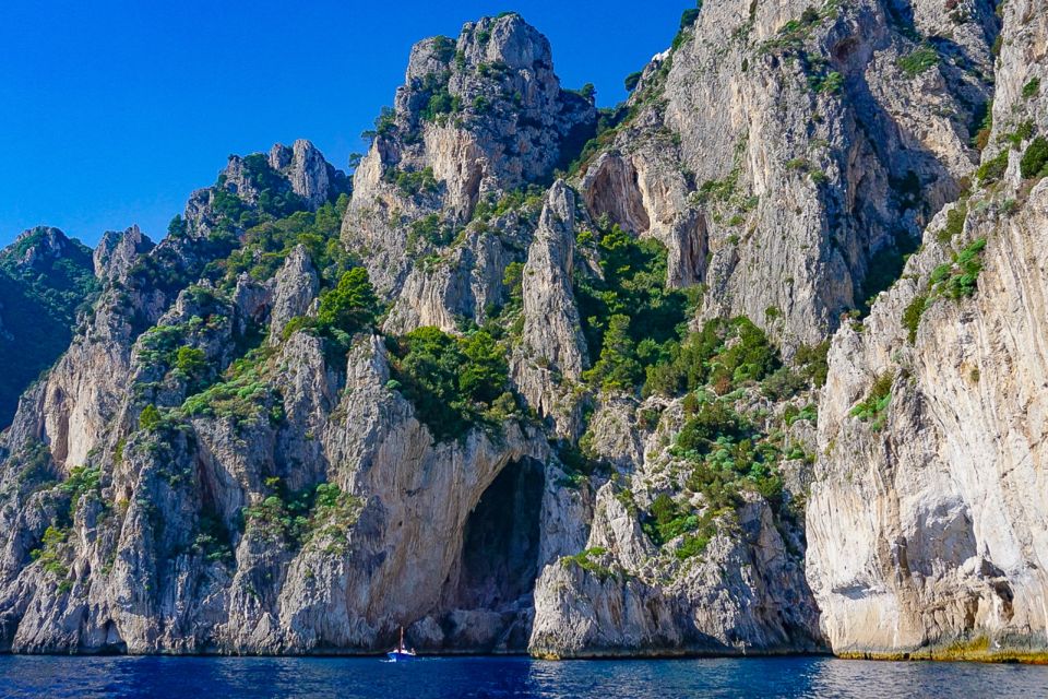 Capri: Private Island Boat Tour for Couples - Price and Value: What $189.75 Per Person Buys You