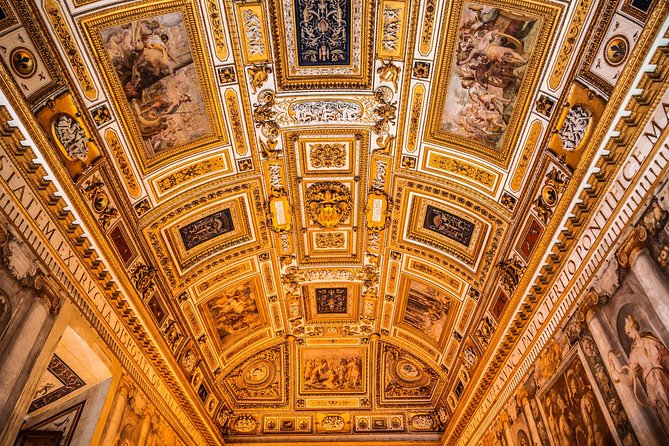 Castel Sant'Angelo E-Ticket & Multilingual Audio Guide - Stop 2: Hadrian’s Cylindrical Tomb and the Room of Cinerary Urns