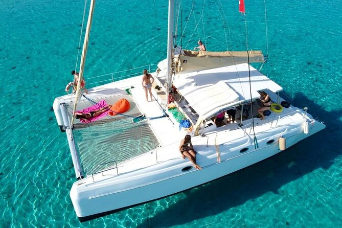 Catamaran tour Archipelago Maddalena (lunch included) - Entering Palau: meeting point and what to prepare