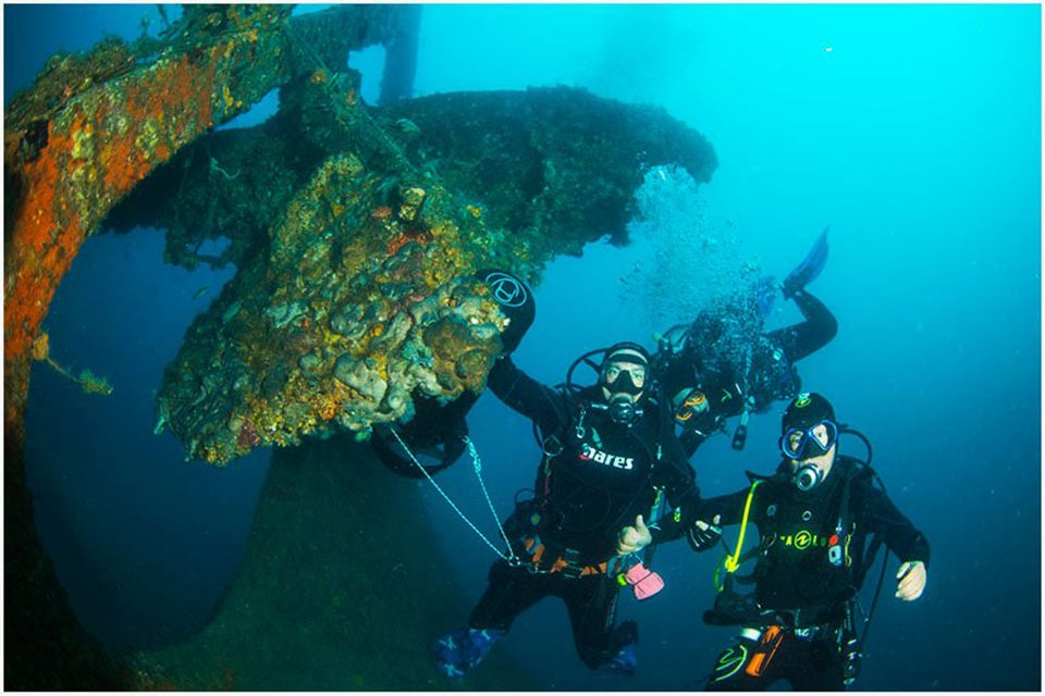 Catania: Gulf Scuba Diving Tour with Marine Biologist - Long-tail boat ride to Aci Trezza: sailing time that still feels like part of the day