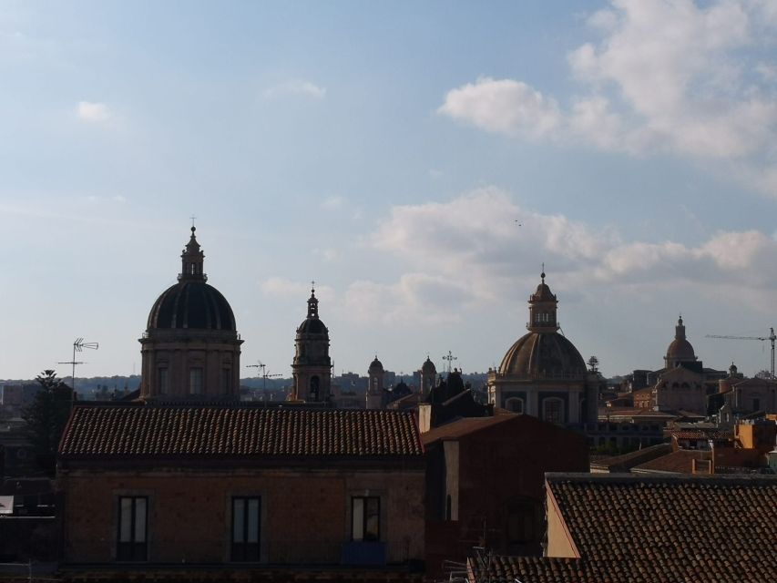 Catania: Heart of the City Guided Walking Tour - Catania Cathedral: a quick look that helps you choose what to see next