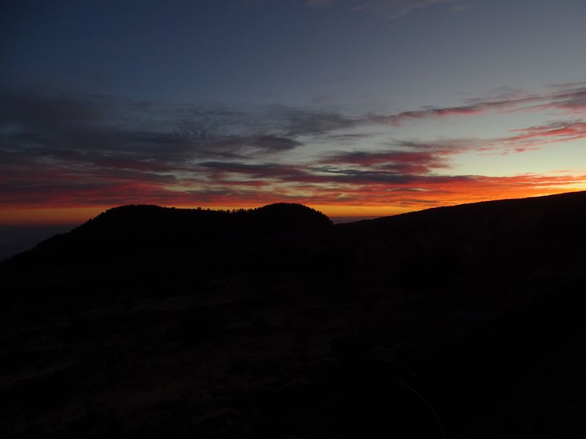 Catania: Sunset Jeep Tour of Mount Etna and Lava Flow Caves - Piano Vetore and the 2000-meter sunset: the best reason to book this timing
