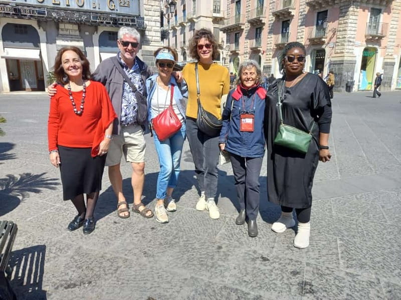 Catania: The heart of the City - Tour guidato in Italiano - Where the tour begins: Piazza Duomo orientation that saves time