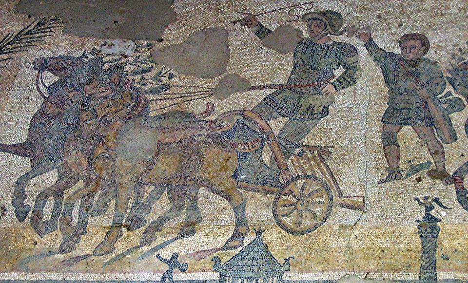 Catania: Valley of the Temples & Piazza Armerina with Snack - The snack and wine break: local food, not just a checkbox stop