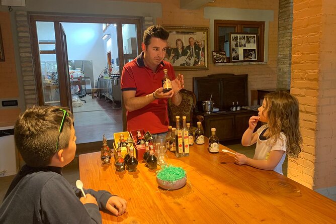 Cavedoni Balsamic Vinegar Tour: The Oldest in Modena - Tasting Aged Balsamic with Food and Lambrusco
