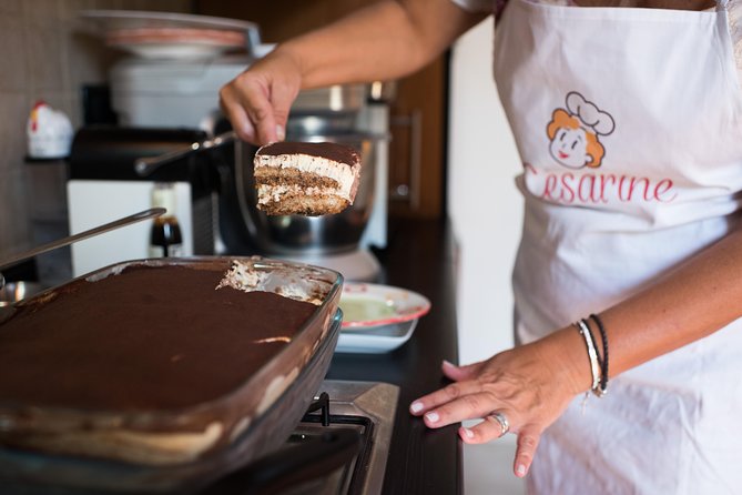 Cesarine: Small group Pasta and Tiramisu with Mamma in Lucca - Optional add-on: market shopping with your host