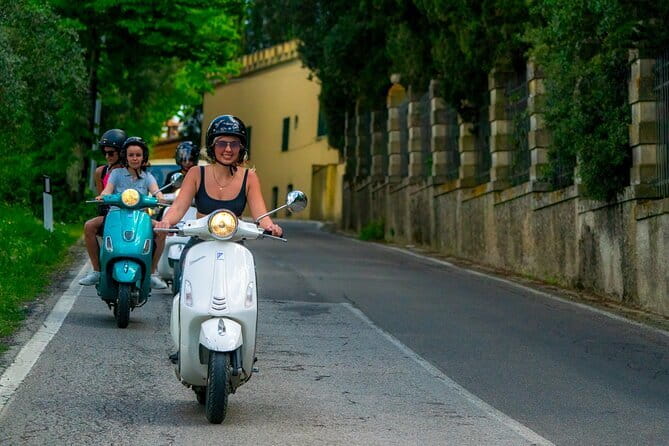 Chianti Vespa Tour with Lunch from Florence & E-car Option - The route through Chianti: where the “drive” becomes the main event