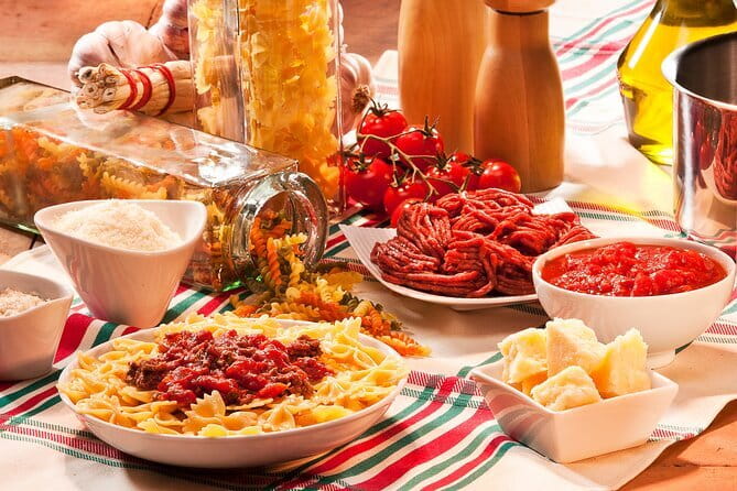 Chianti Wineries Tour with Tuscan Lunch and San Gimignano - Second Winery Stop and Lunch: The Meal That Keeps the Day From Feeling Like a Tasting Marathon