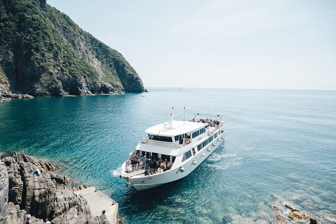 Cinque Terre Experience From Florence - Levanto: the calm valley contrast before the famous villages