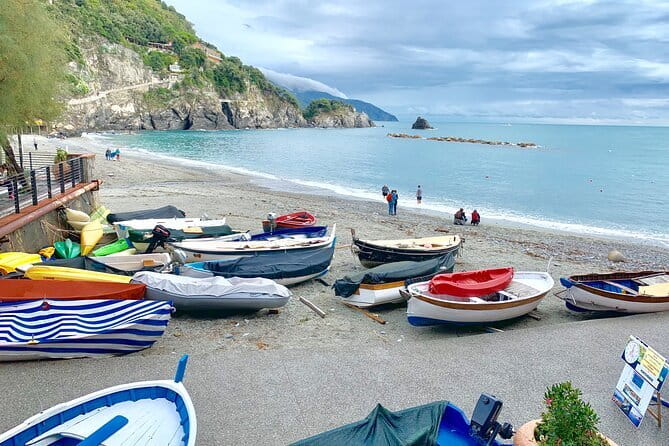 Cinque Terre Experience From Florence - The transport mix: bus, train, and ferry (and how winter changes it)