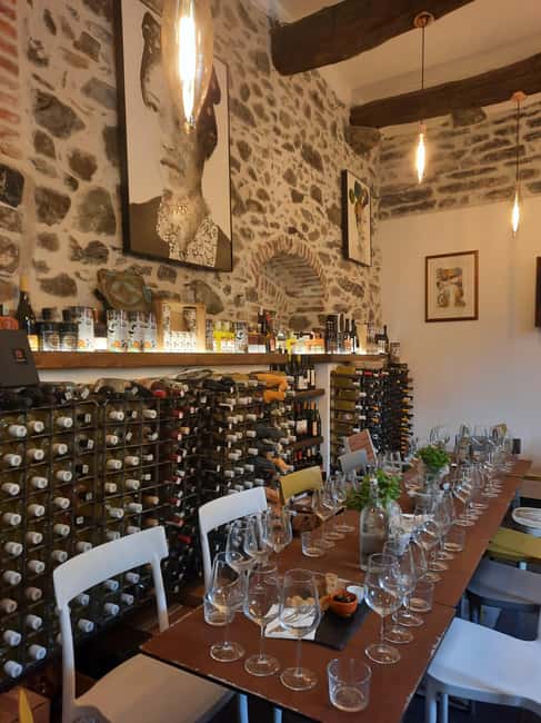 Cinque Terre: Pesto Making Class with Wine and Food Tasting - Finding the Class Near Vernazza Train Station