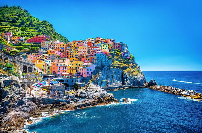 Cinque Terre Small Group or Private Day Tour from Florence - Boat vs train: how weather can change the day