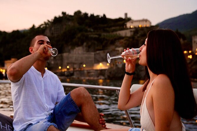Cinque Terre Sunset Cruise with Aperitif from Monterosso - How the Sunset Really Plays Out on This Kind of Cruise