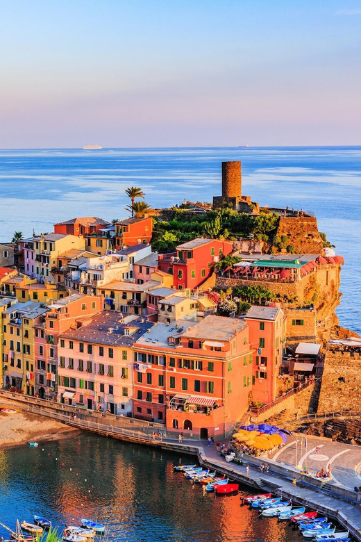Cinque Terre: Sunset Cruise with Aperitif on Board - Key things you’ll notice right away
