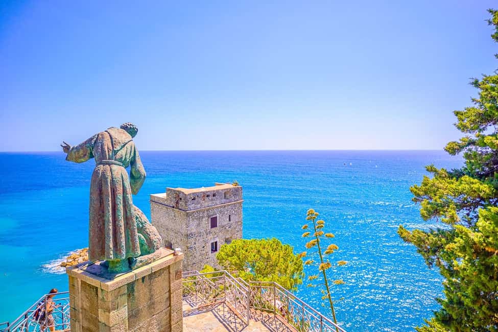 Cinque Terre Tour and Limoncino by Train from La Spezia - Monterosso and limoncino: the taste stop that makes sense