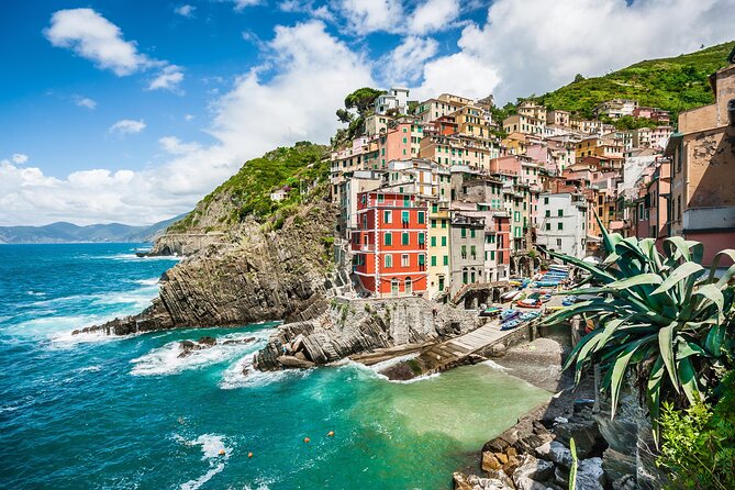 Cinque Terre Tour Small Group Tour from Lucca - Price and Value at $186.24: What You’re Actually Paying For