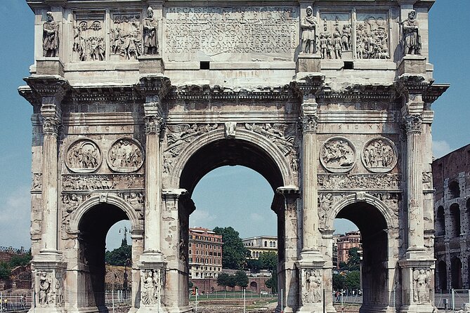 Colosseum Gladiator's Arena and Ancient Rome VIP Guided Tour - Palatine Hill: emperors’ home turf in a compact stop