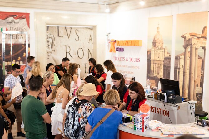 Colosseum, Roman Forum Experience and Vatican Museums - The English city walk: Navona, Pantheon area, and Trevi