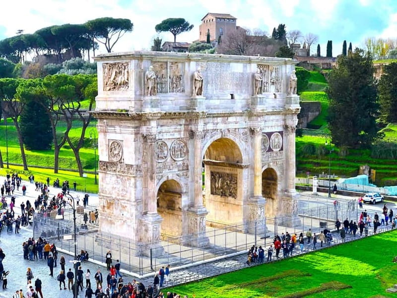 Colosseum Underground All Access Tour with Ancient Rome - Guides that make a difference: why names matter