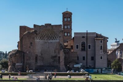 Colosseum with Gladiator Arena Floor, Forum & Palatine Hill Tour - Entering the Colosseum: tickets, time in the building, and what to look for