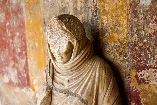 Complete Pompeii Skip the Line Tour with Archaeologist Guide - The hard part: plaster casts and the human cost