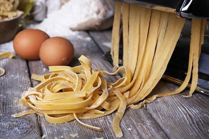 Cooking Art Brunelleschi with Unlimited Wine - Who should book this Florence pasta-making class