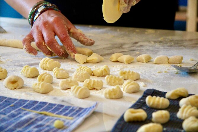 Cooking Class : Fresh pasta and TIRAMISÙ with Lake Garda wines - Tiramisu from scratch: what you make during the dessert portion